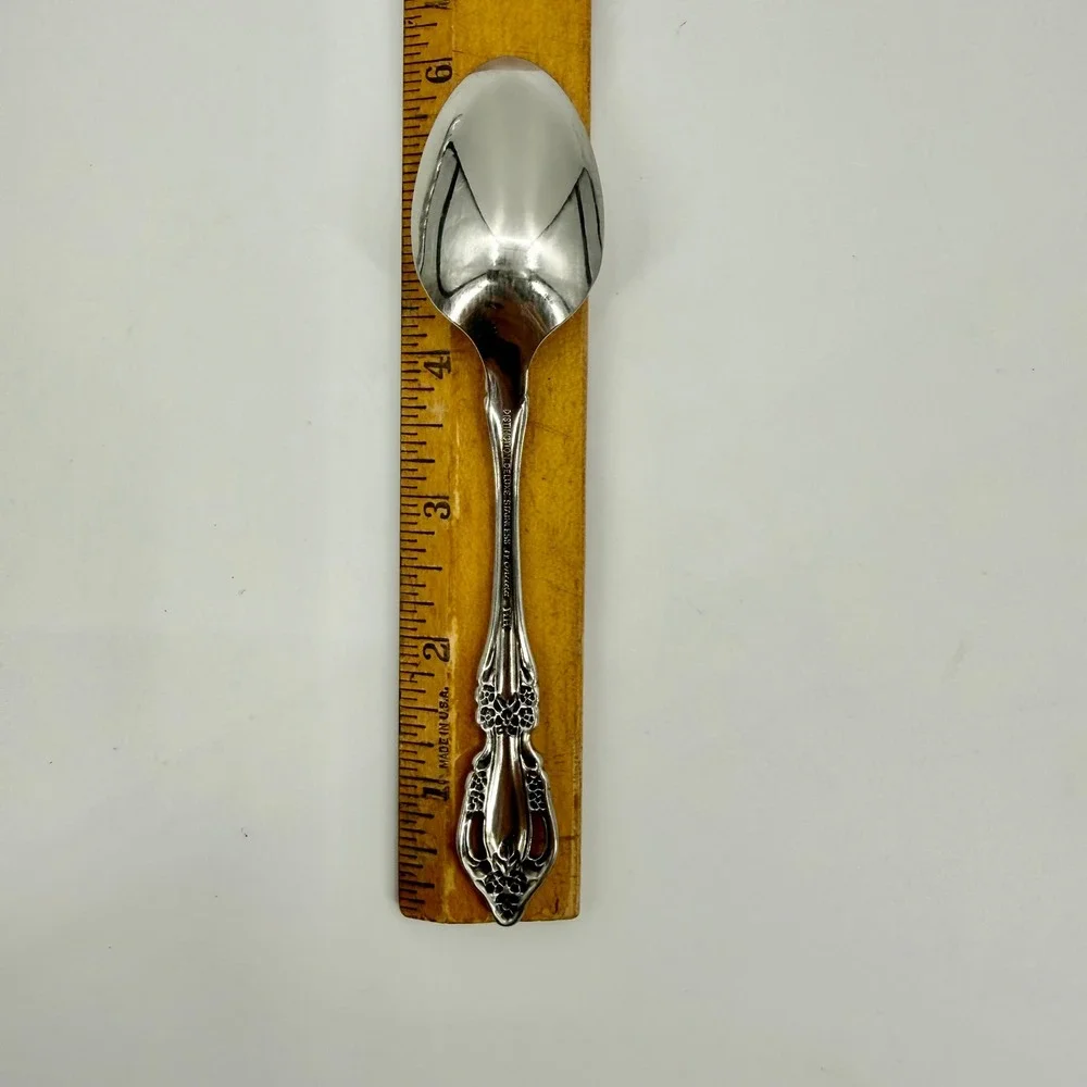 Oneida Distinction Deluxe Raphael Pattern Stainless Steel Set 8 Teaspoons 6